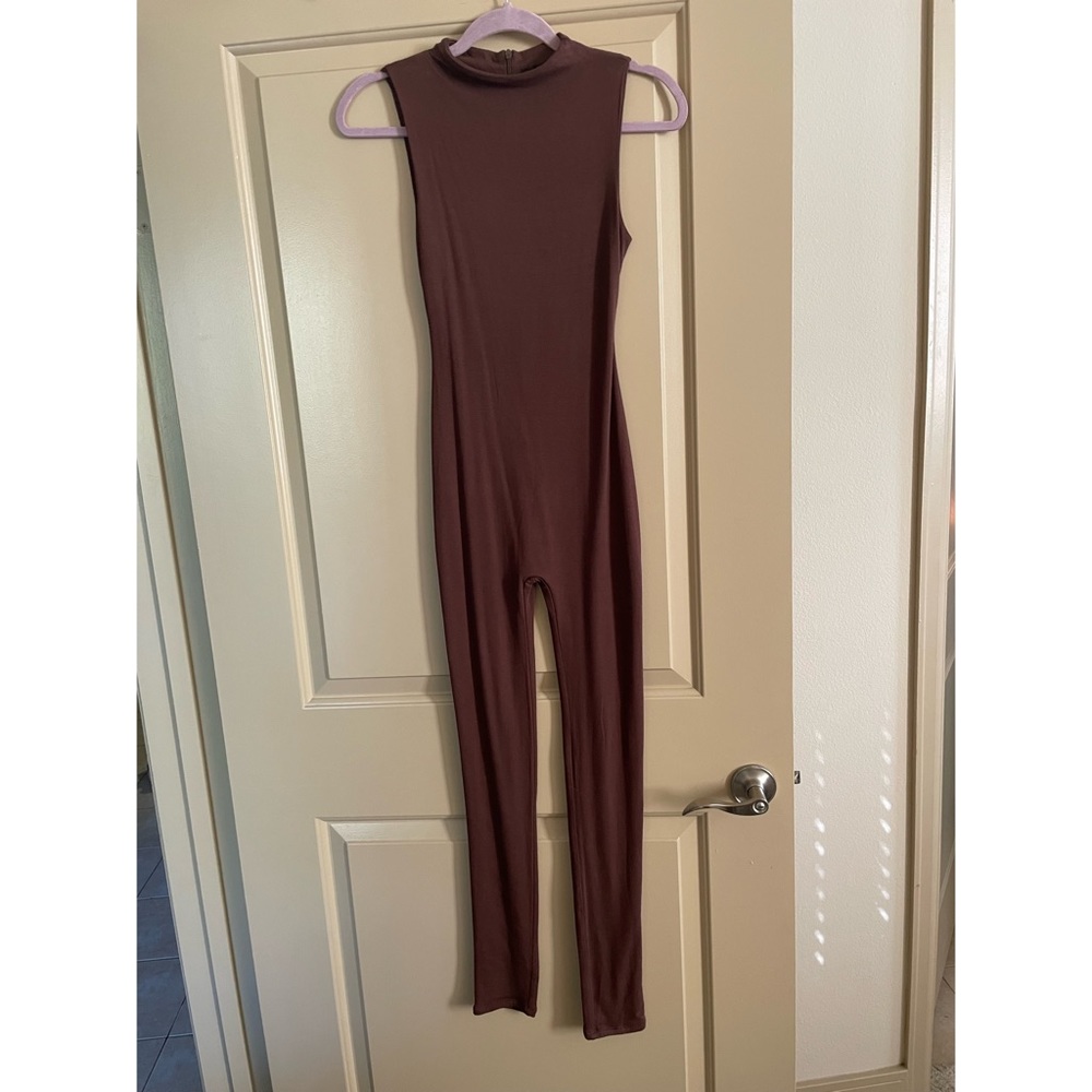 naked wardrobe The NW sleeveless jumpsuit nwot-